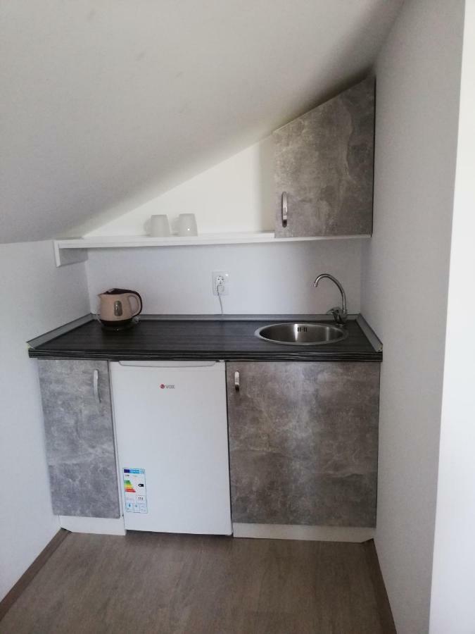 S. A. L. Prenociste Zrenjanin Exterior foto